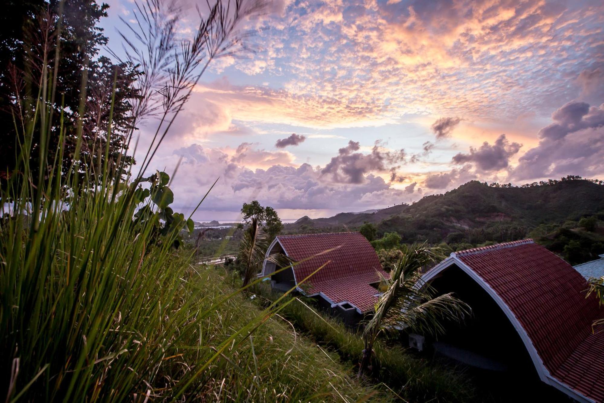 Drop In Surf Lodge Kuta  外观 照片