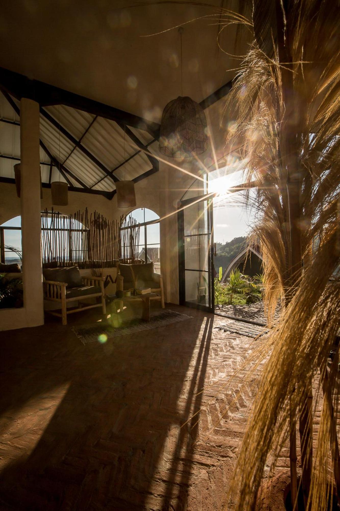 Drop In Surf Lodge Kuta  外观 照片